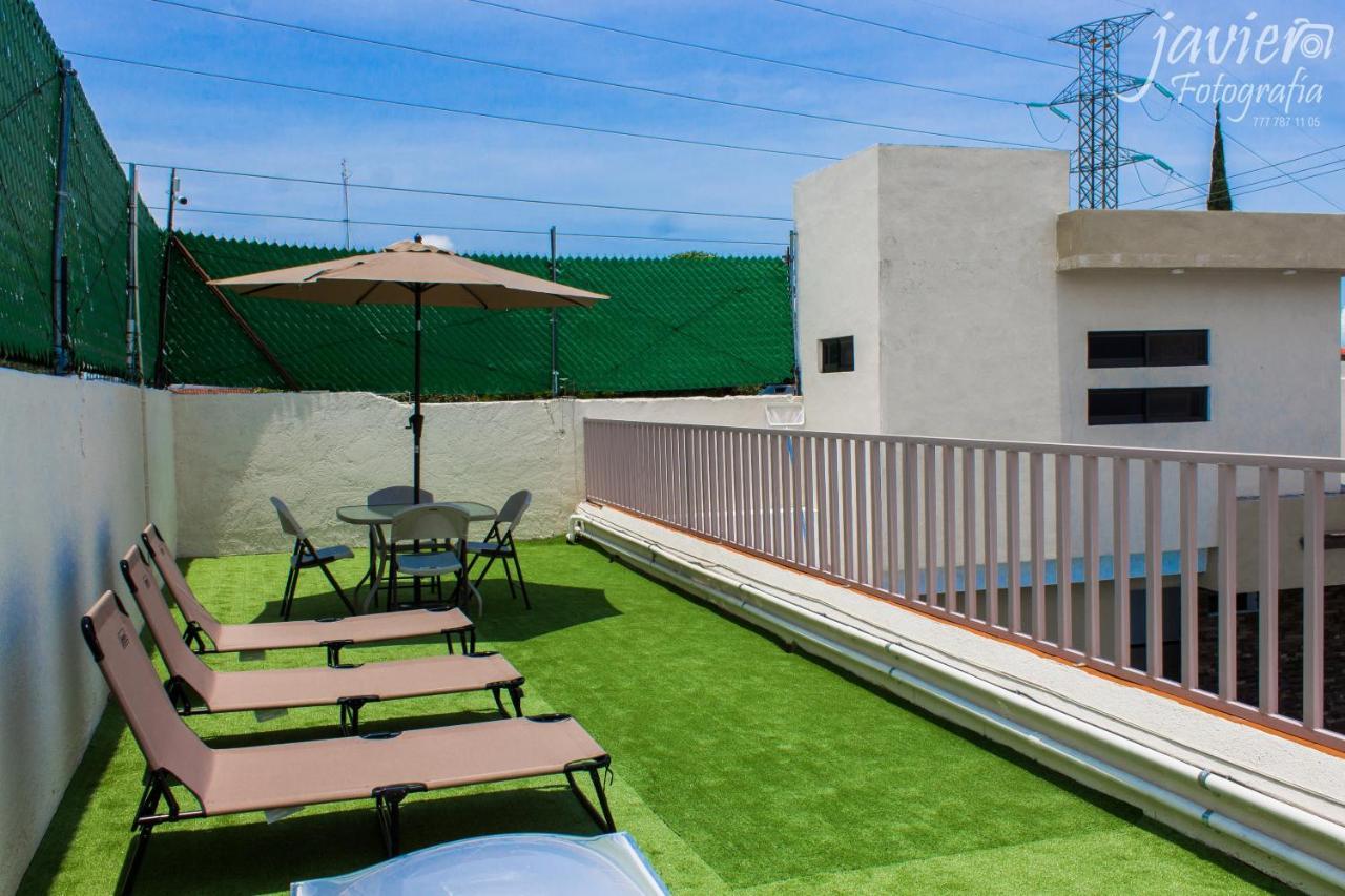 Апарт отель Lofts En Cuernavaca Con Alberca Climatizada Экстерьер фото